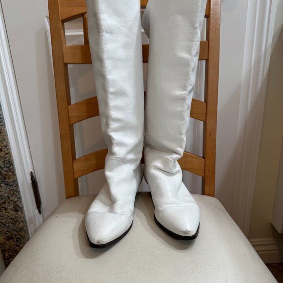 Bandolino Italian white leather low-heeled boots - Picture 1 of 7